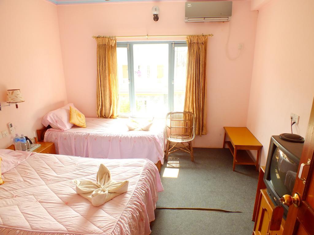 Hotel Greenland Pokhara Room photo